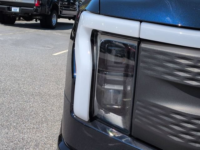 Used 2024 Ford F150 Lightning XLT AWD/4WD image 10