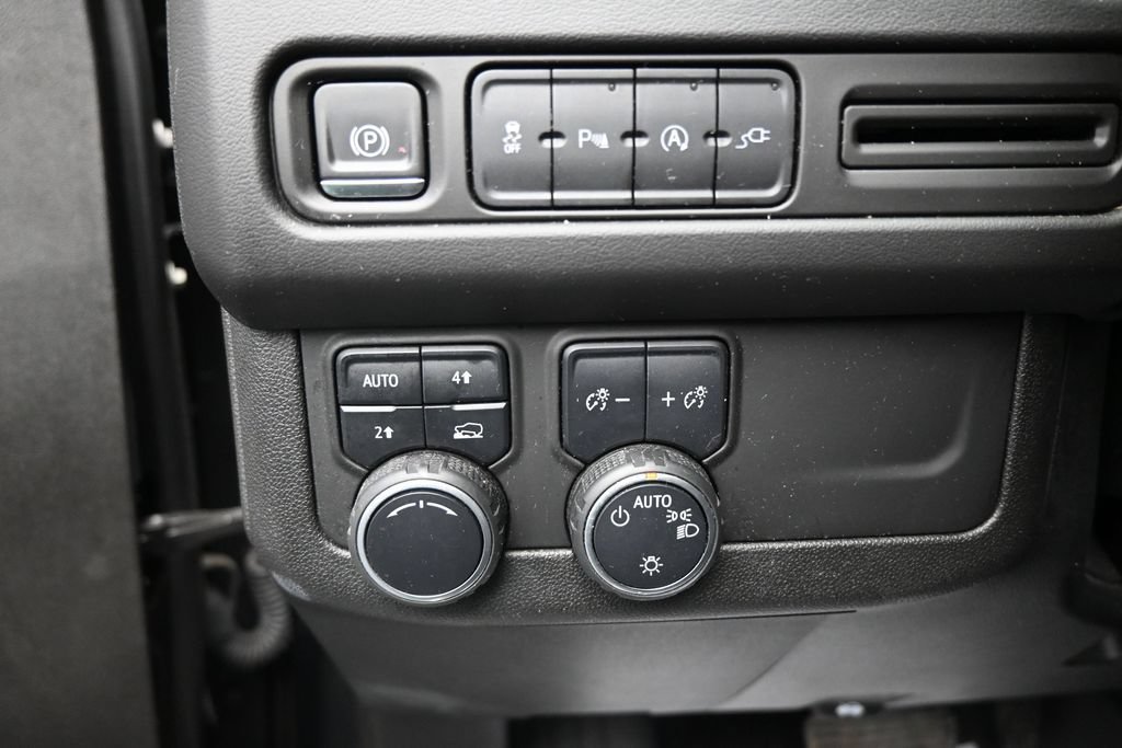 Used 2021 Chevrolet Tahoe LT AWD/4WD image 12