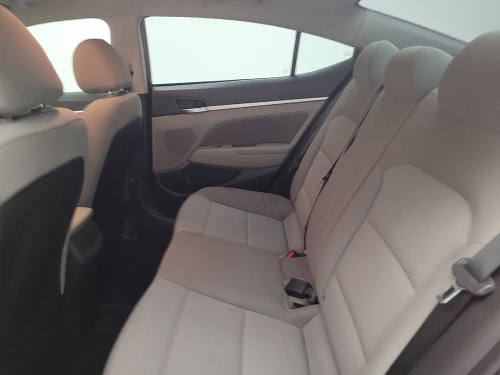 Used 2020 Hyundai Elantra SEL FWD image 18