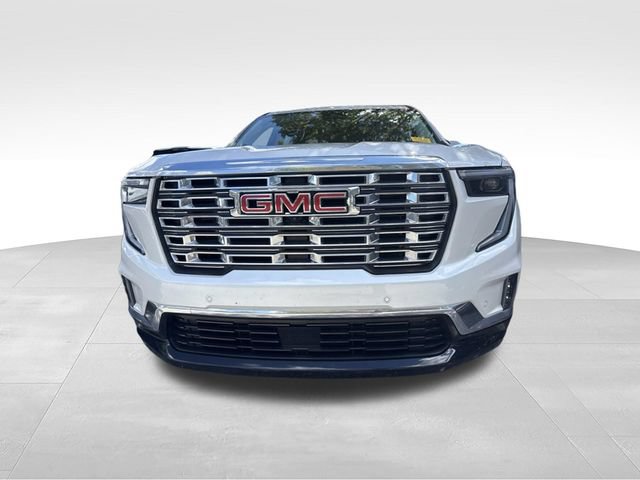 Used 2024 GMC Acadia Denali w/ Super Cruise Package FWD image 2