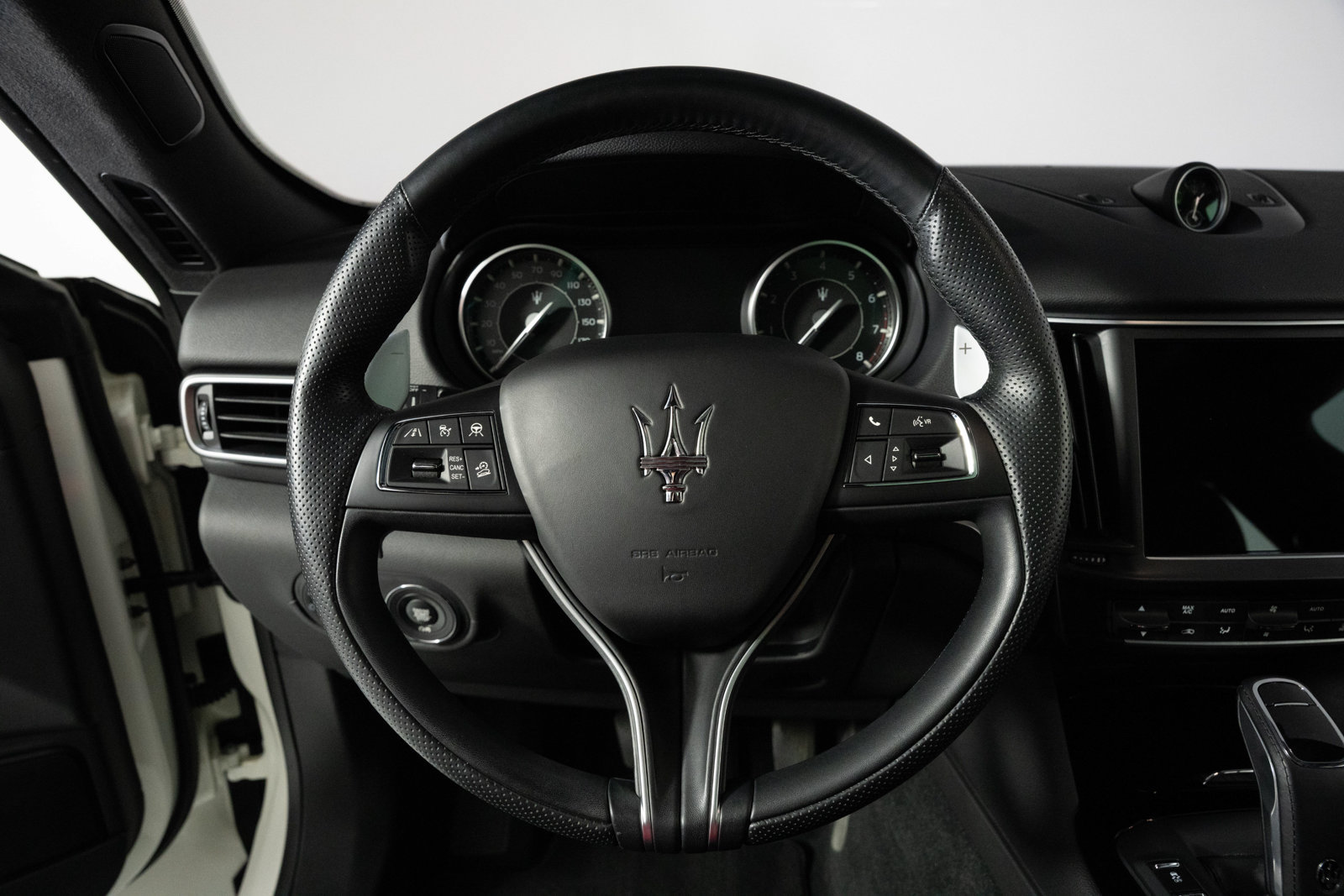 Used 2023 Maserati Levante GT AWD/4WD image 20