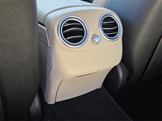 Used 2018 Mercedes-Benz C 300 4MATIC Sedan image 10