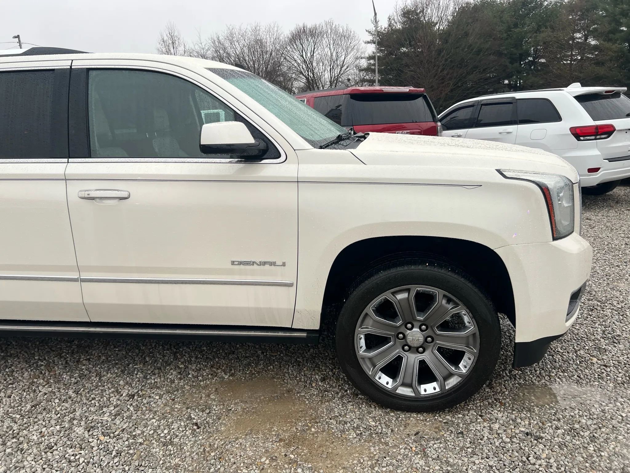 Used 2015 GMC Yukon XL Denali w/ Touring Package image 10