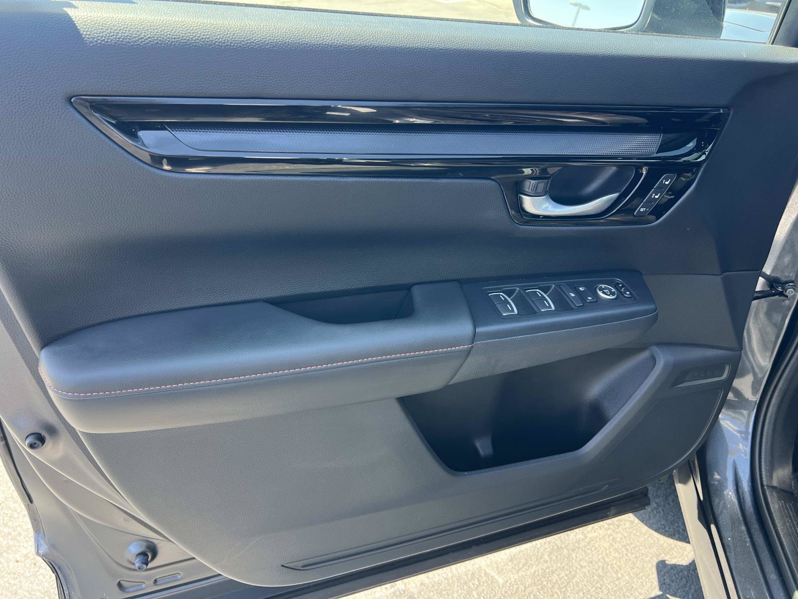 Certified 2023 Honda CR-V Sport Touring image 6