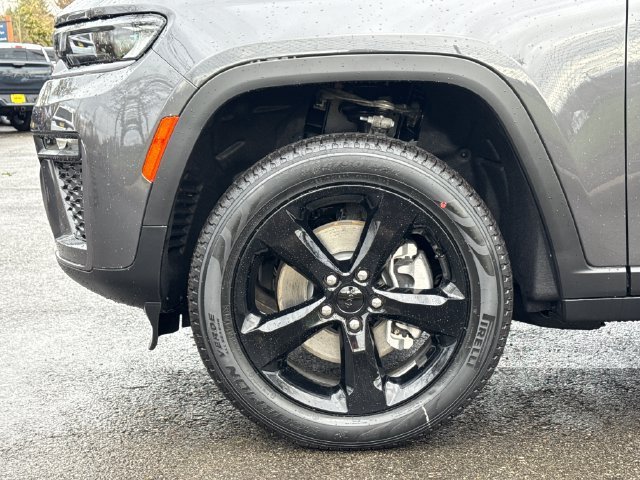 New 2026 Jeep Grand Cherokee L Limited w/ Limited Altitude Package AWD/4WD image 7
