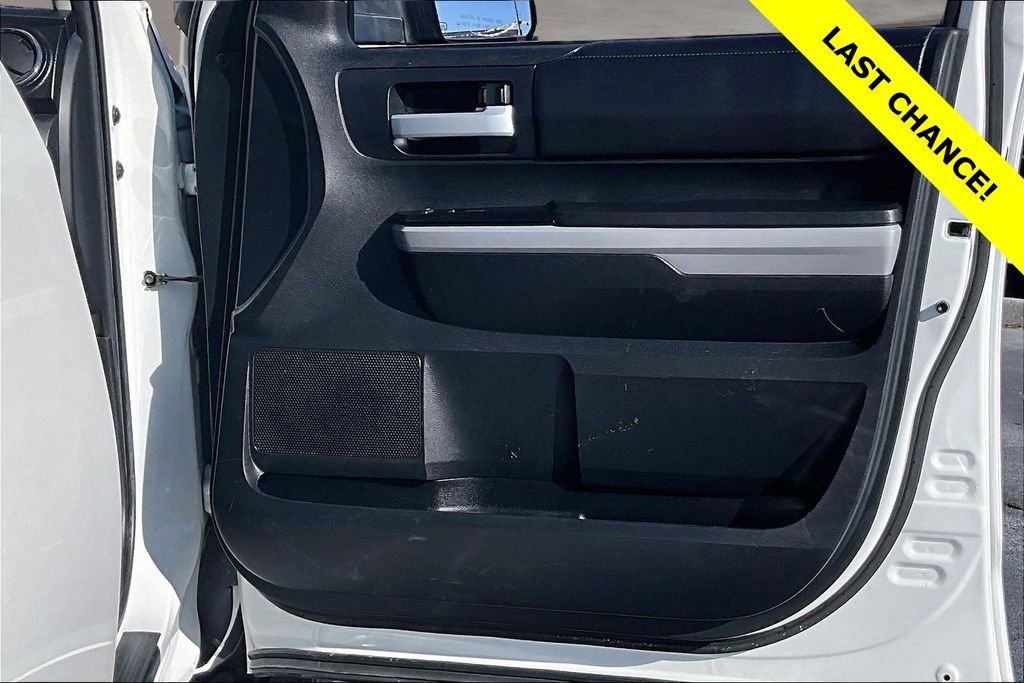 Used 2018 Toyota Tundra SR5 w/ TRD Off Road Package image 25