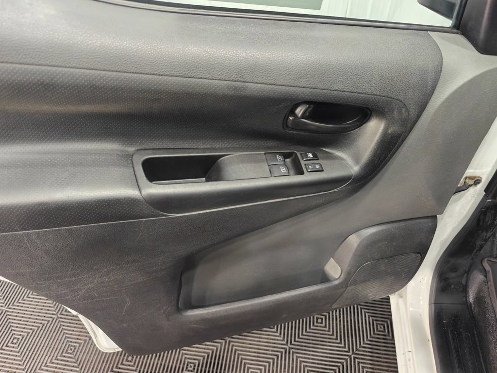 Used 2020 Nissan NV200 SV FWD image 39