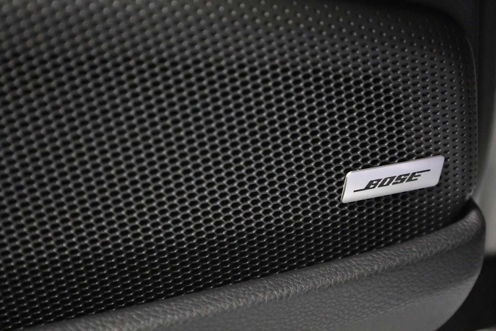 New 2025 Porsche Panamera 4 image 17