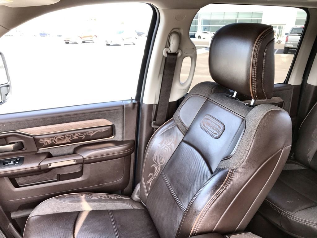 Used 2025 RAM 3500 Longhorn AWD/4WD image 24