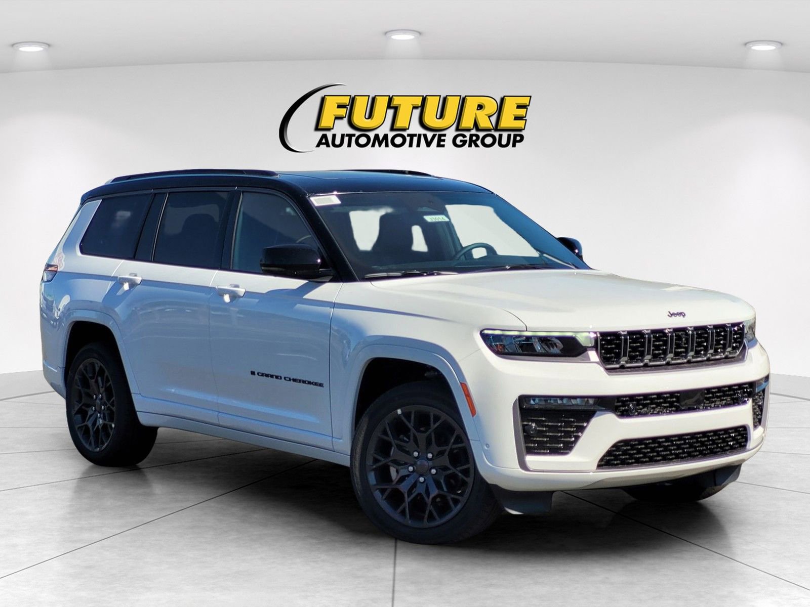 New 2026 Jeep Grand Cherokee L Summit w/ Obsidian Package AWD/4WD image 1