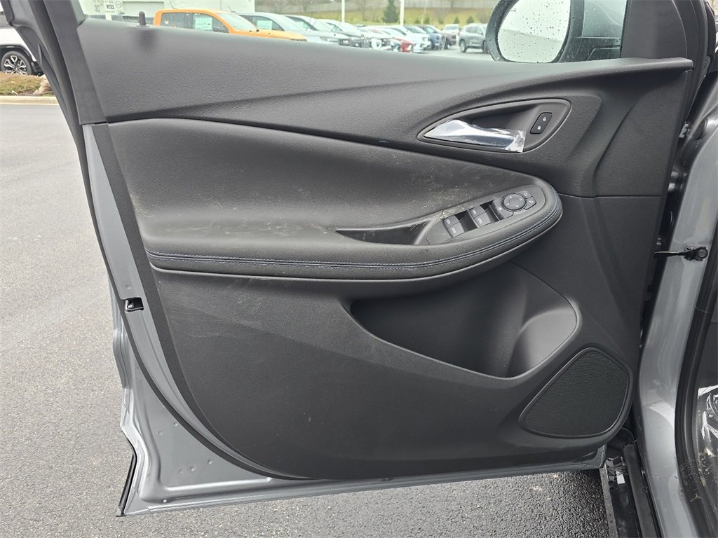 New 2026 Buick Encore GX Sport Touring image 11