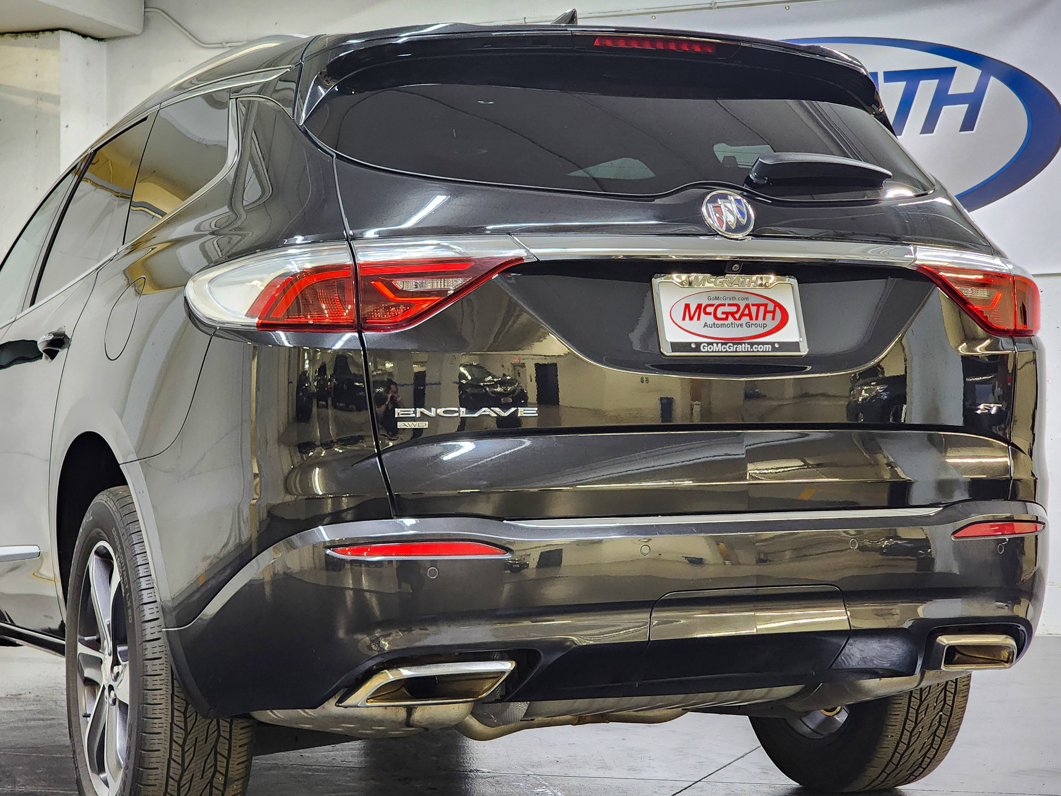 Used 2022 Buick Enclave Essence w/ Experience Buick Package image 16