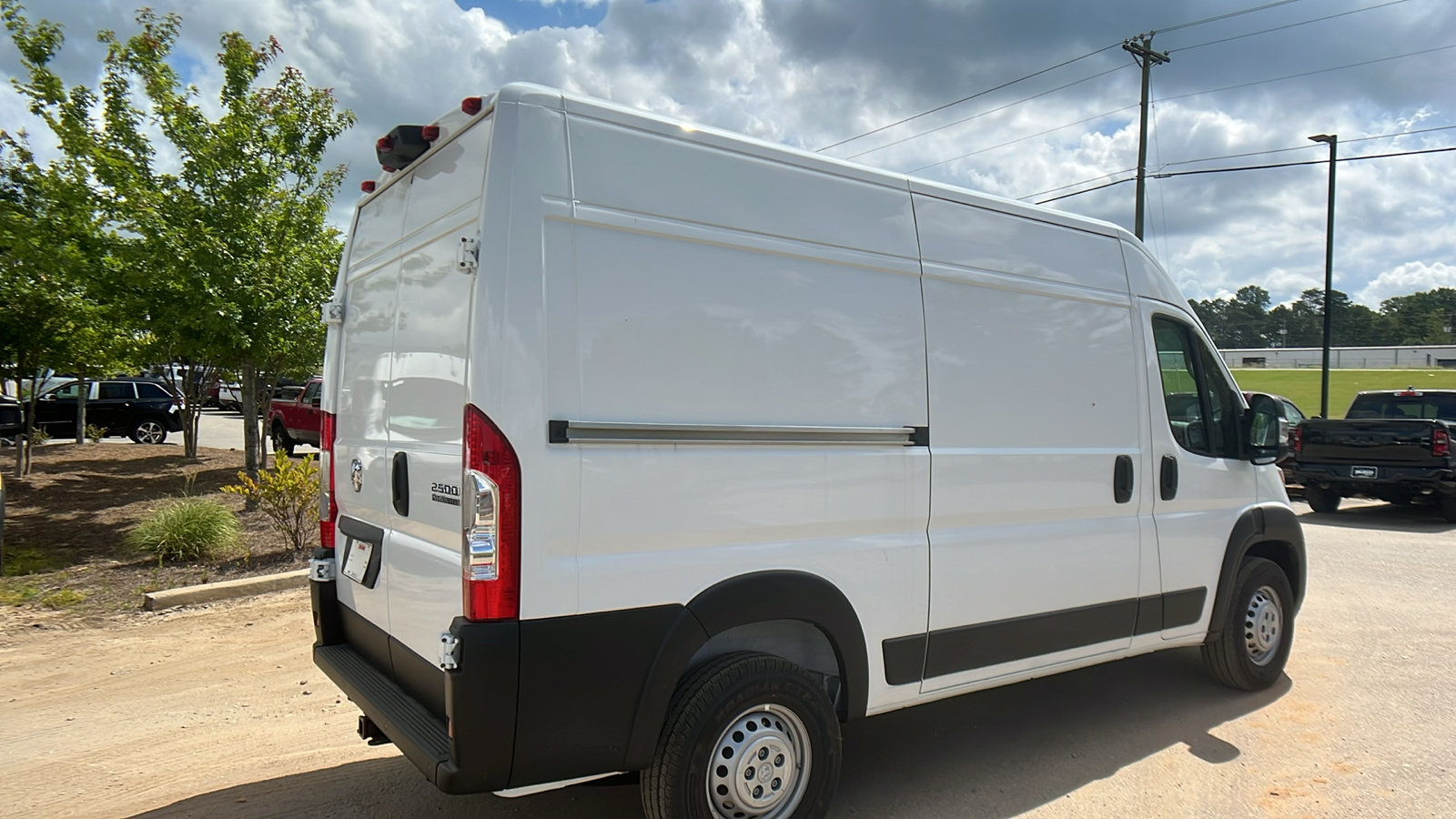 New 2025 RAM ProMaster 2500 w/ Safety Group FWD image 8