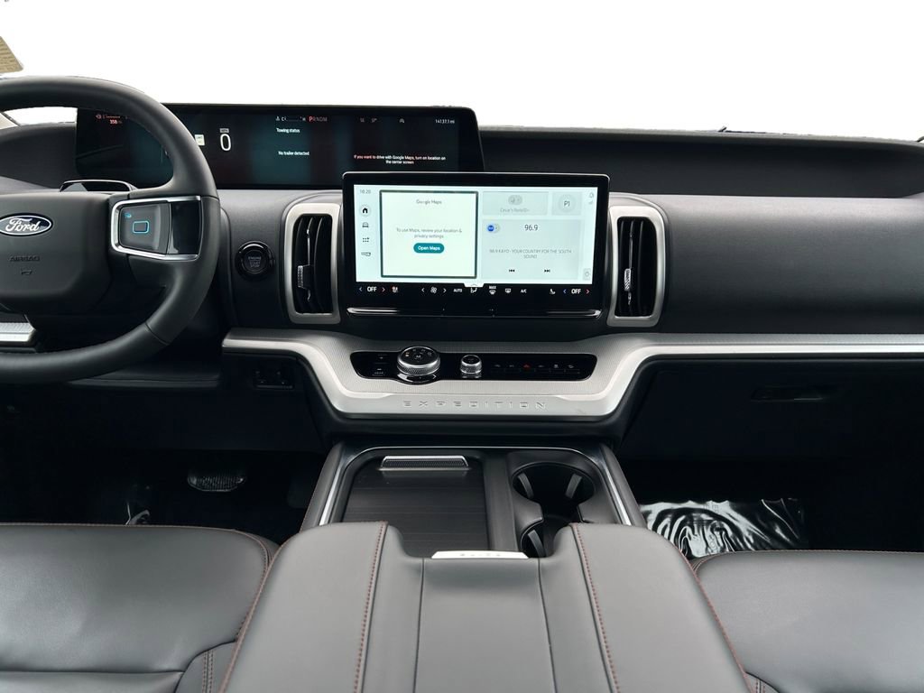 Used 2025 Ford Expedition Max Active image 12