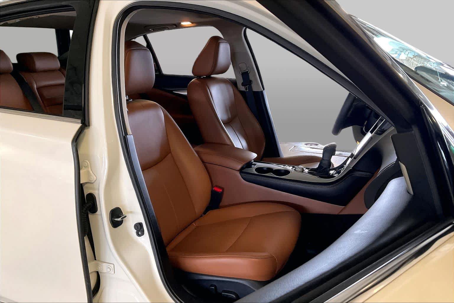Used 2023 INFINITI Q50 Luxe w/ Cargo Package RWD image 8