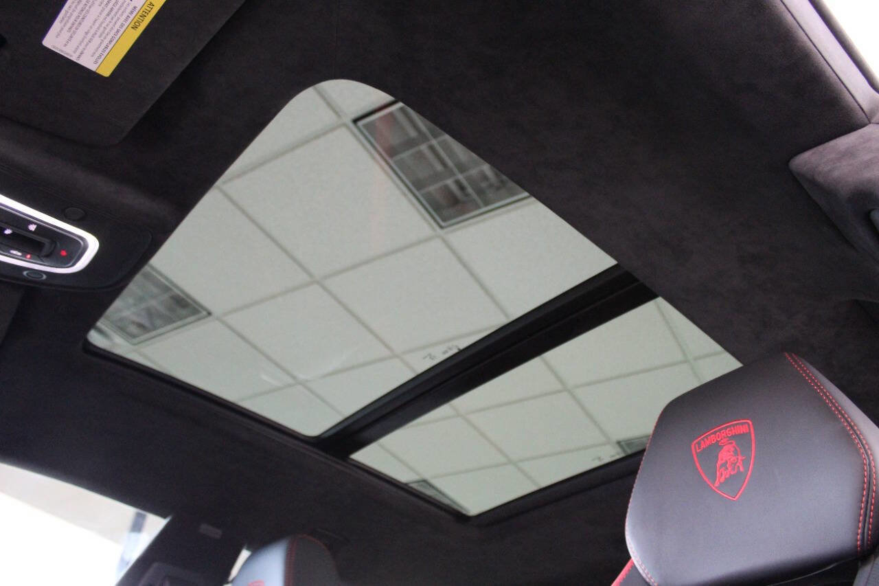 Used 2023 Lamborghini Urus S image 28