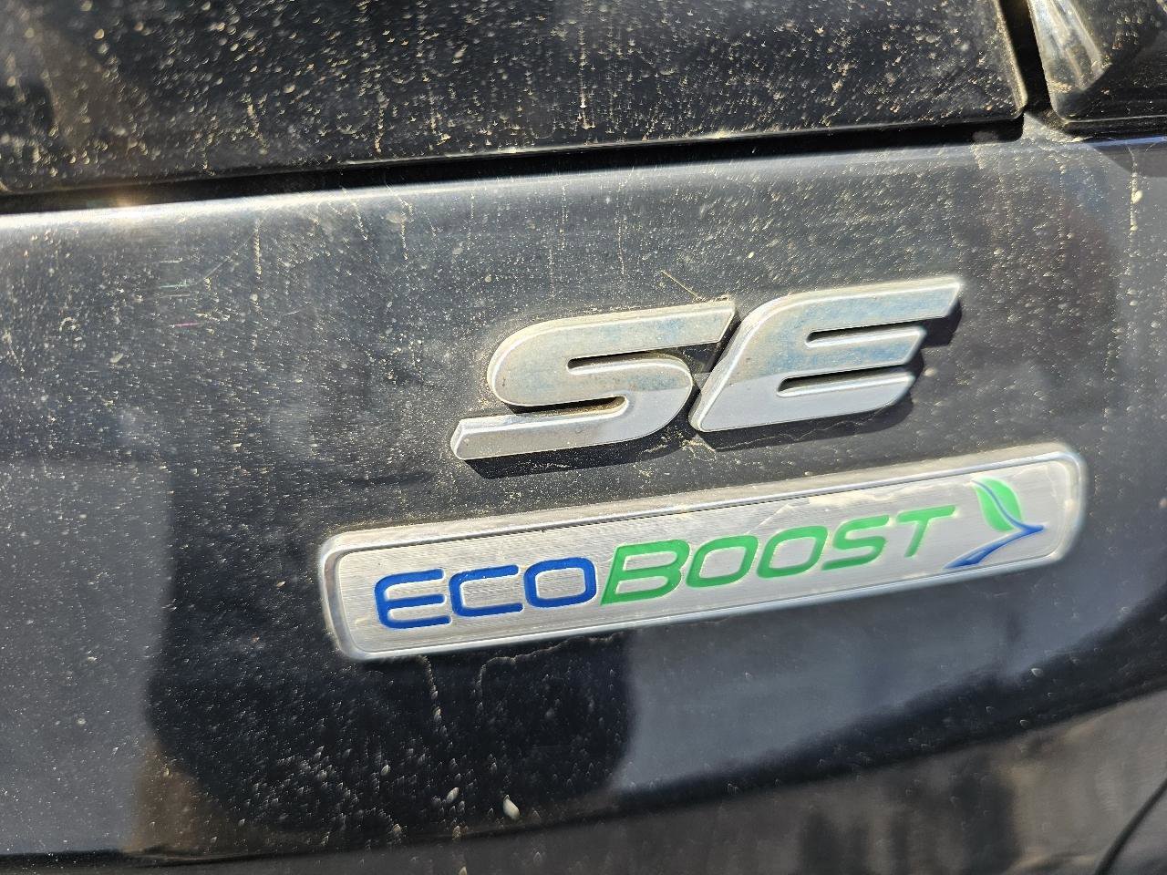 Used 2017 Ford Escape SE w/ Equipment Group 201A FWD image 16