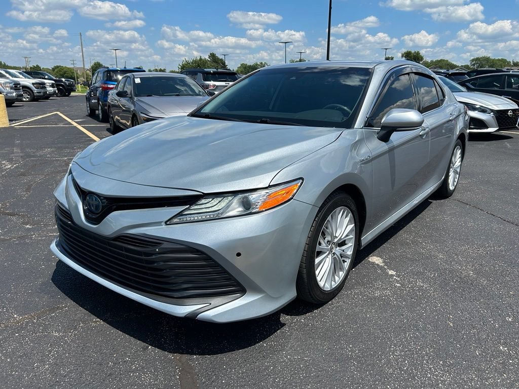 Used 2020 Toyota Camry XLE FWD image 7