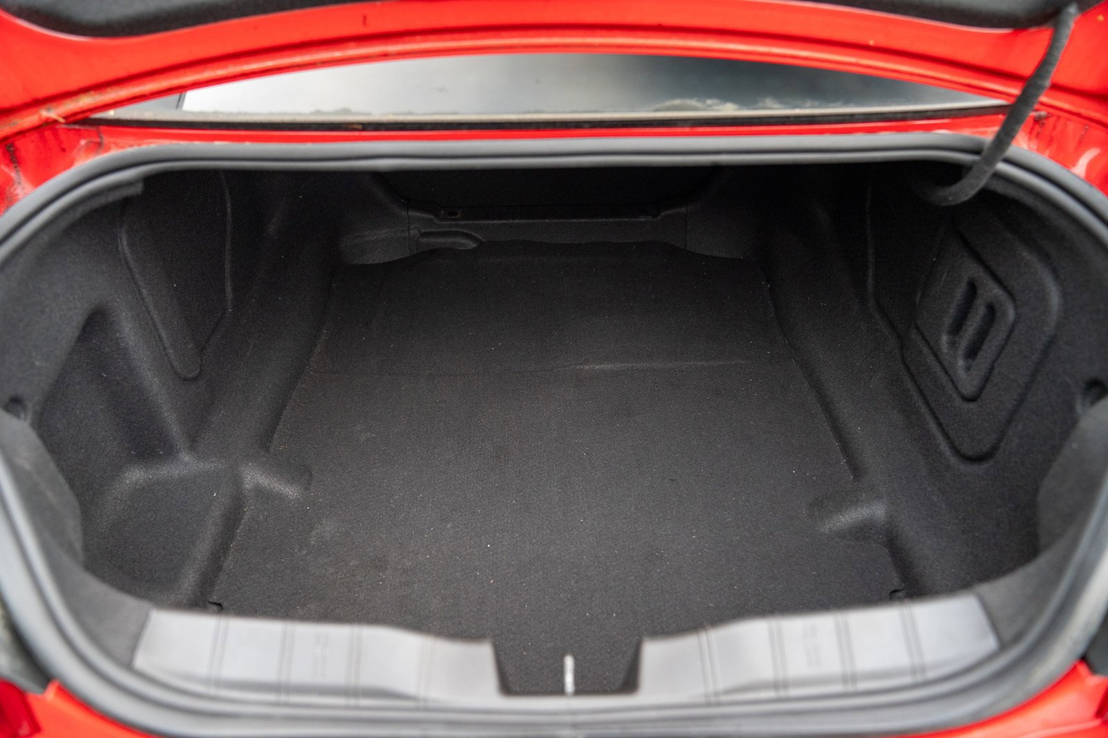 Used 2020 Chevrolet Camaro LT image 24