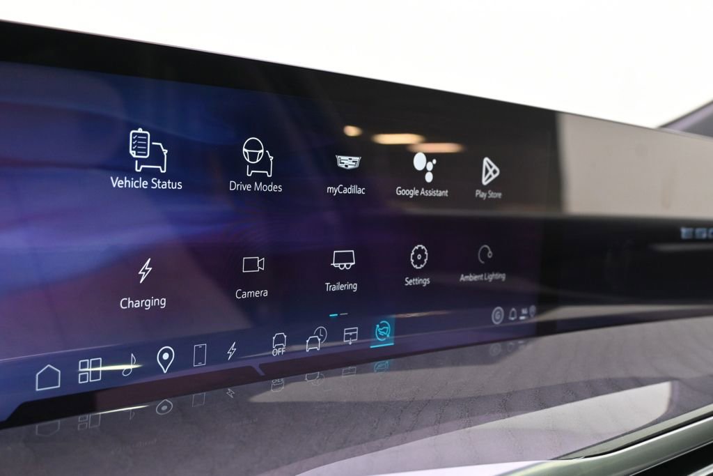 New 2026 Cadillac Escalade IQ Sport 1 w/ LPO, Floor Liner Package image 24