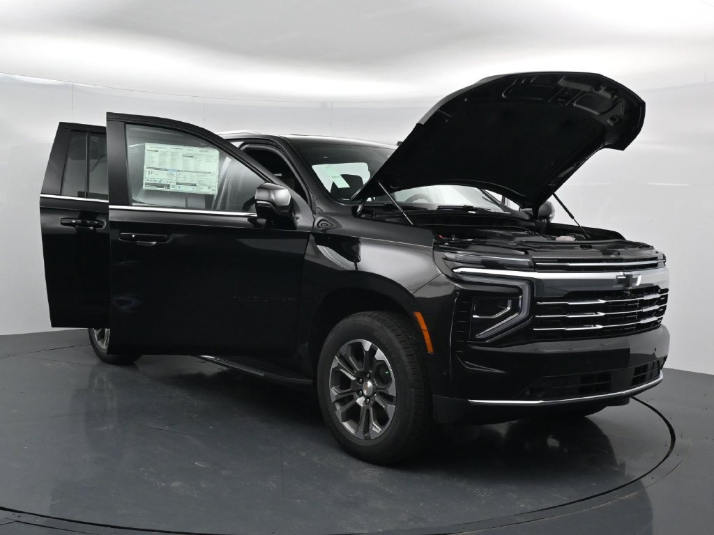 New 2026 Chevrolet Suburban LT w/ Comfort Package RWD image 44