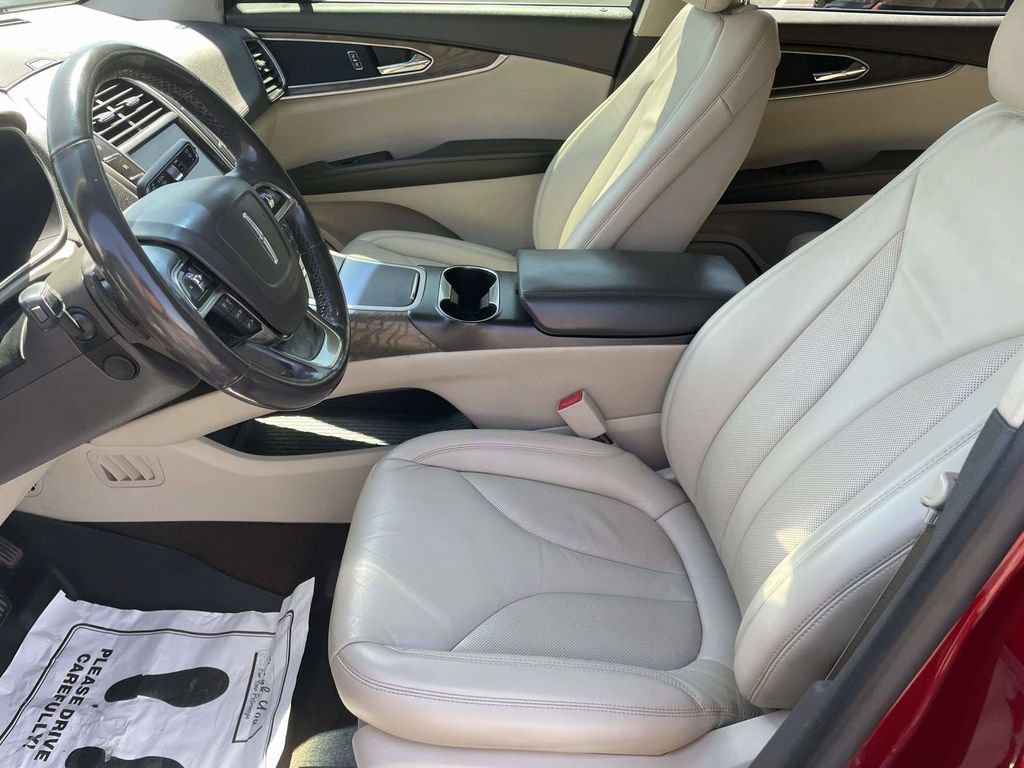 Used 2019 Lincoln Nautilus Select FWD image 13