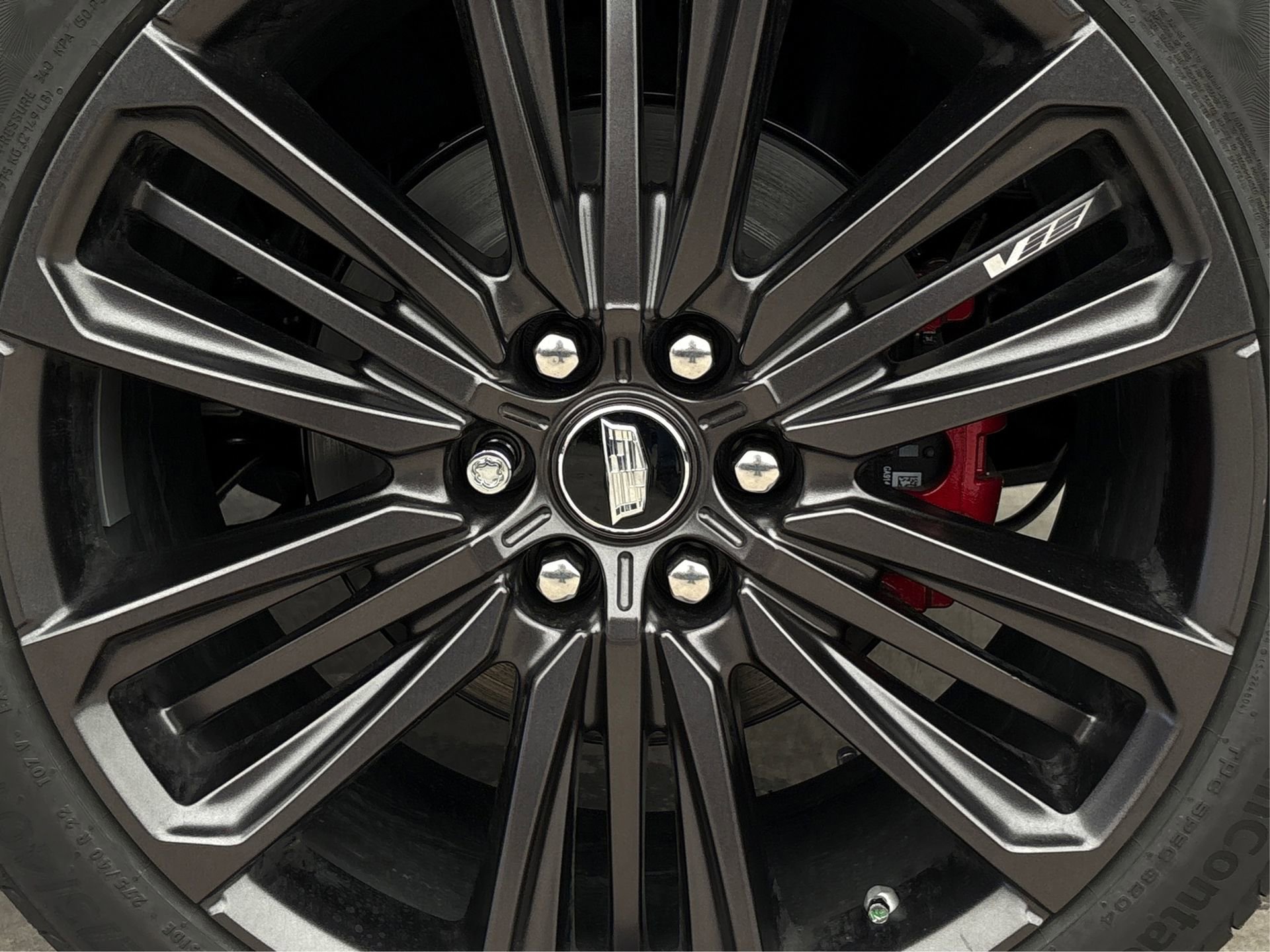 New 2026 Cadillac Lyriq V image 13