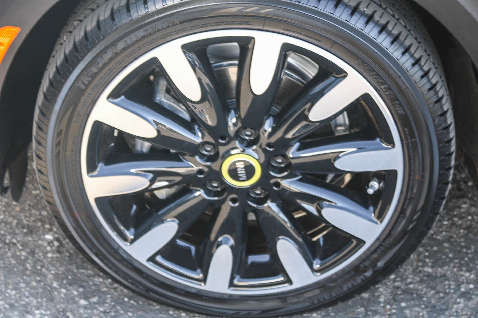 Used 2023 MINI Cooper SE FWD image 10