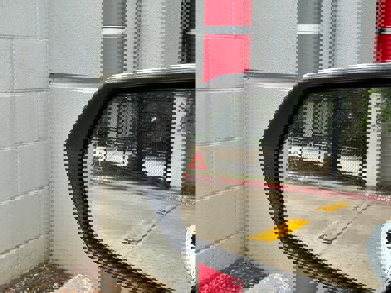 Used 2025 Hyundai Elantra SEL FWD image 20