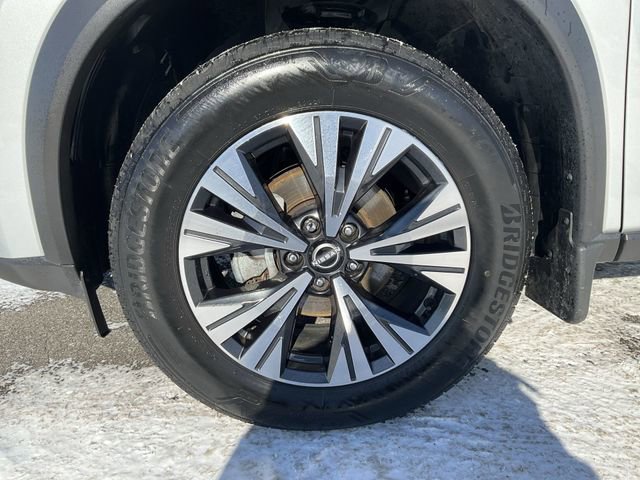 Used 2023 Nissan Rogue SV image 8