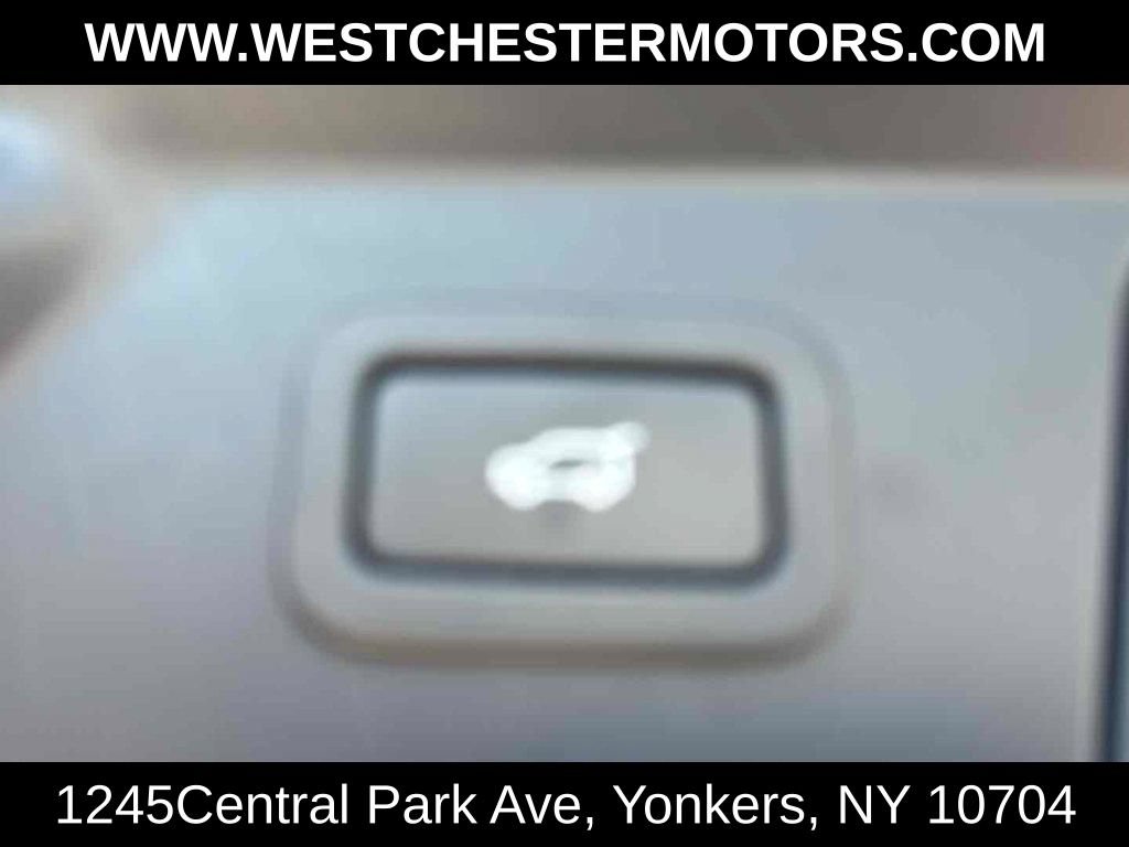 Used 2022 Land Rover Range Rover Velar S AWD/4WD image 27
