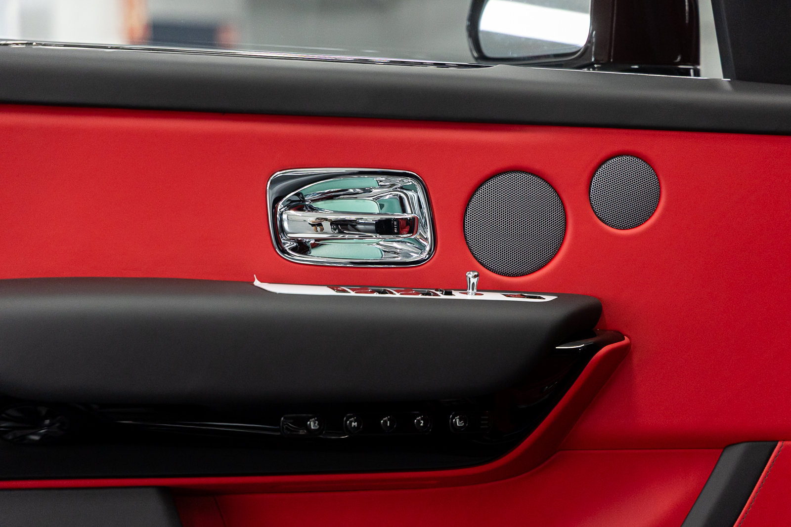 New 2027 Rolls-Royce Cullinan AWD/4WD image 30