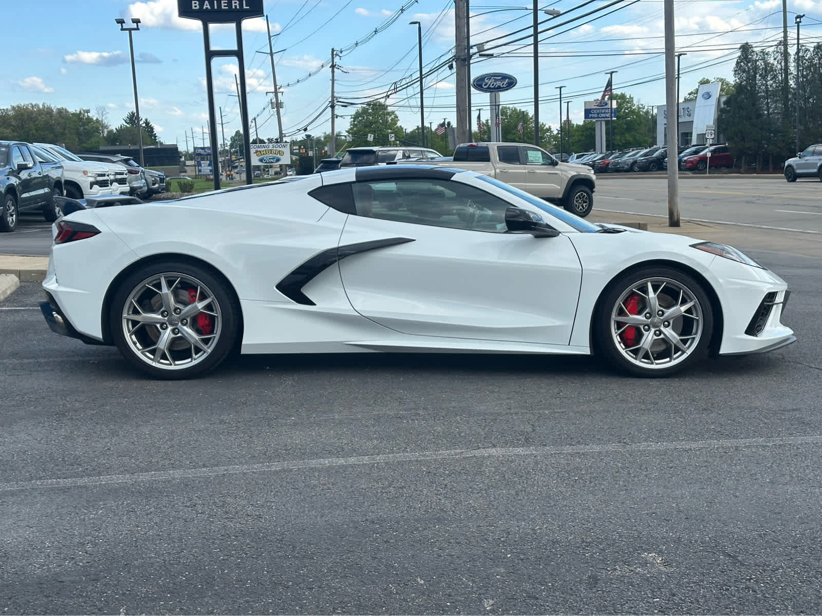 Used 2023 Chevrolet Corvette Stingray Preferred Cpe w/ Z51 Performance Package RWD image 8