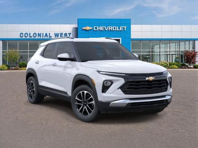 New 2026 Chevrolet TrailBlazer LT w/ LPO, Blackout Package AWD/4WD image 2