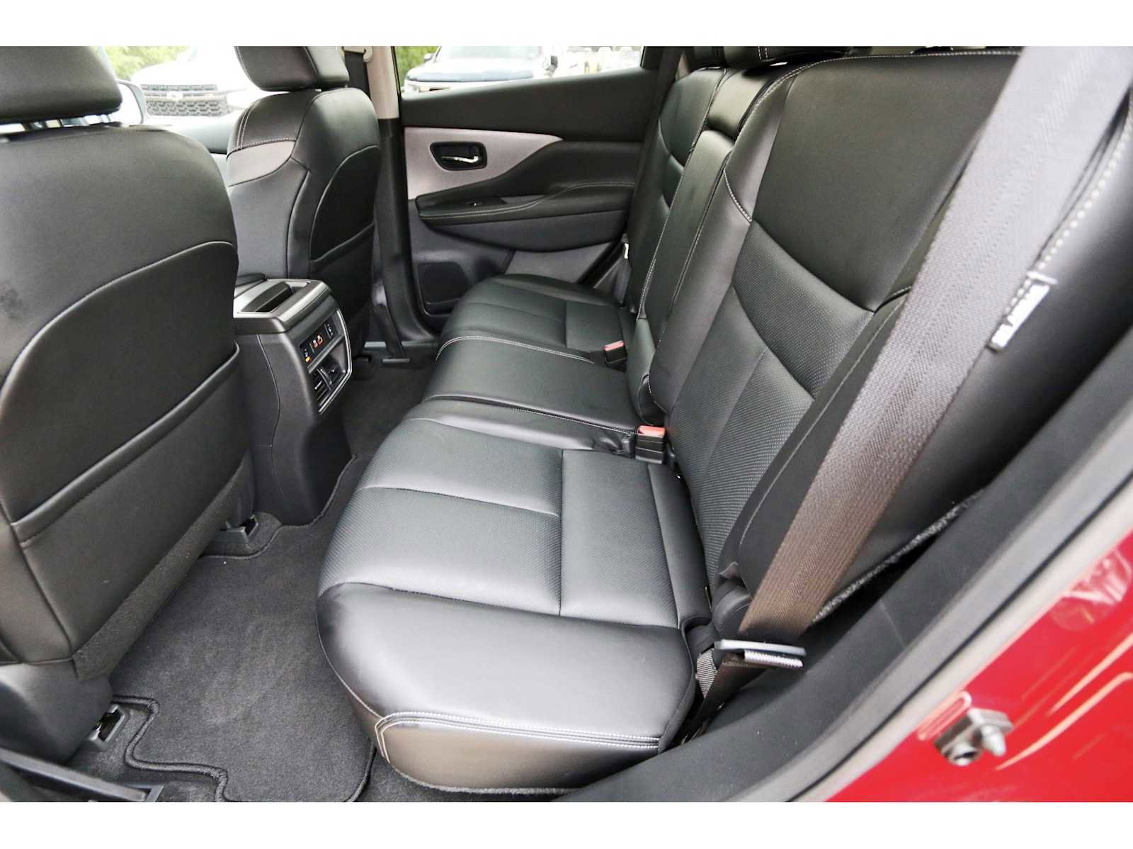 Used 2024 Nissan Murano SL image 12