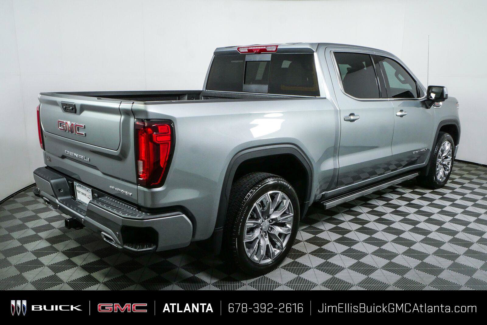 New 2026 GMC Sierra 1500 Denali AWD/4WD image 3