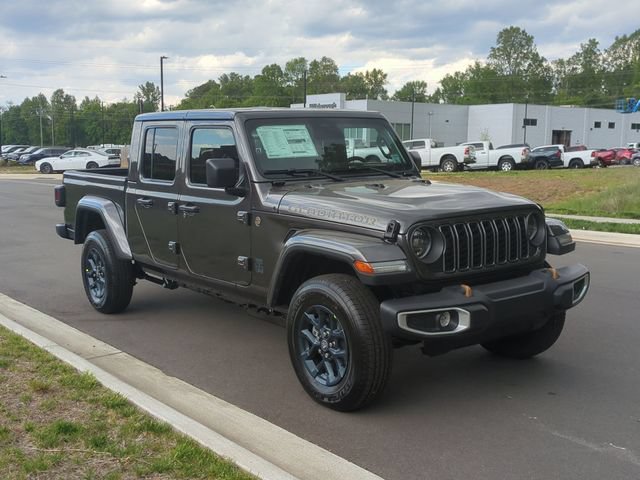 New 2026 Jeep Gladiator Sport AWD/4WD image 15