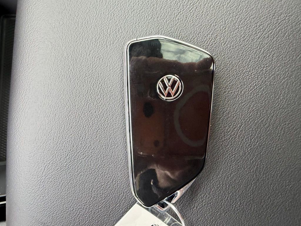 New 2026 Volkswagen Atlas Cross Sport SE image 34