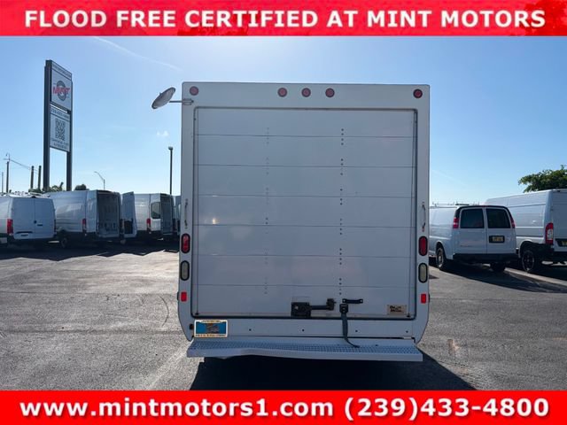 Used 2019 Ford E-350 and Econoline 350 Super Duty RWD image 18