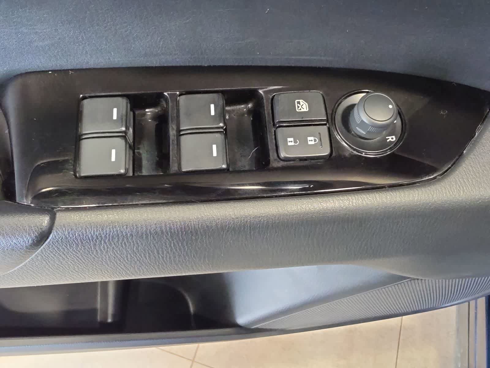Used 2025 MAZDA CX-5 AWD 2.5 S w/ Select Package image 16