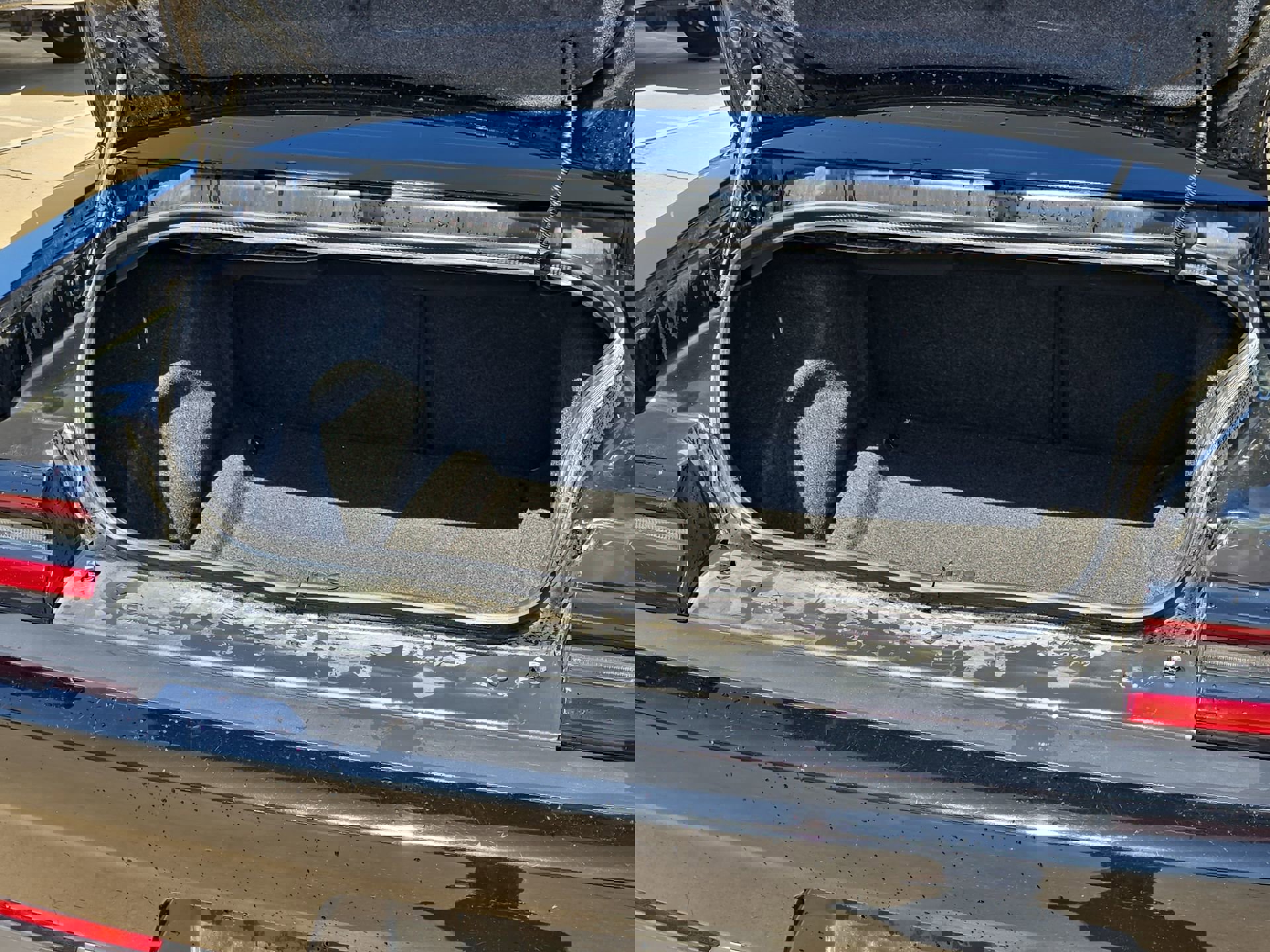 Used 2019 Dodge Challenger SXT image 21