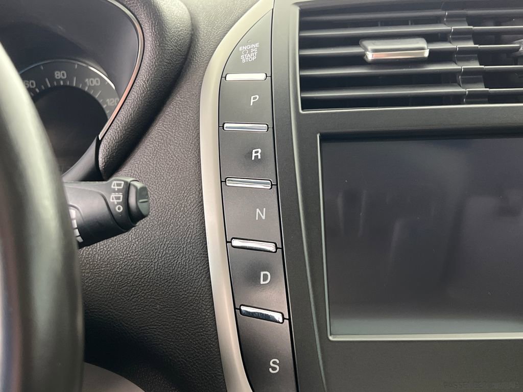 Used 2019 Lincoln MKC Reserve w/ MKC Climate Package image 26
