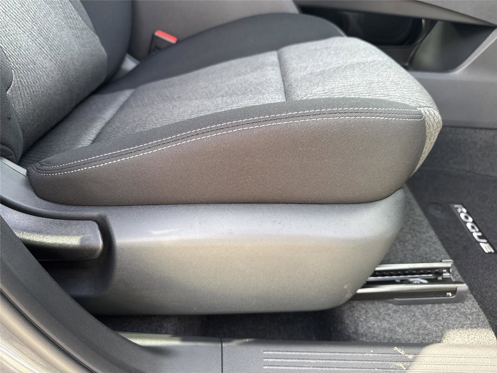 New 2026 Nissan Rogue SV FWD image 36