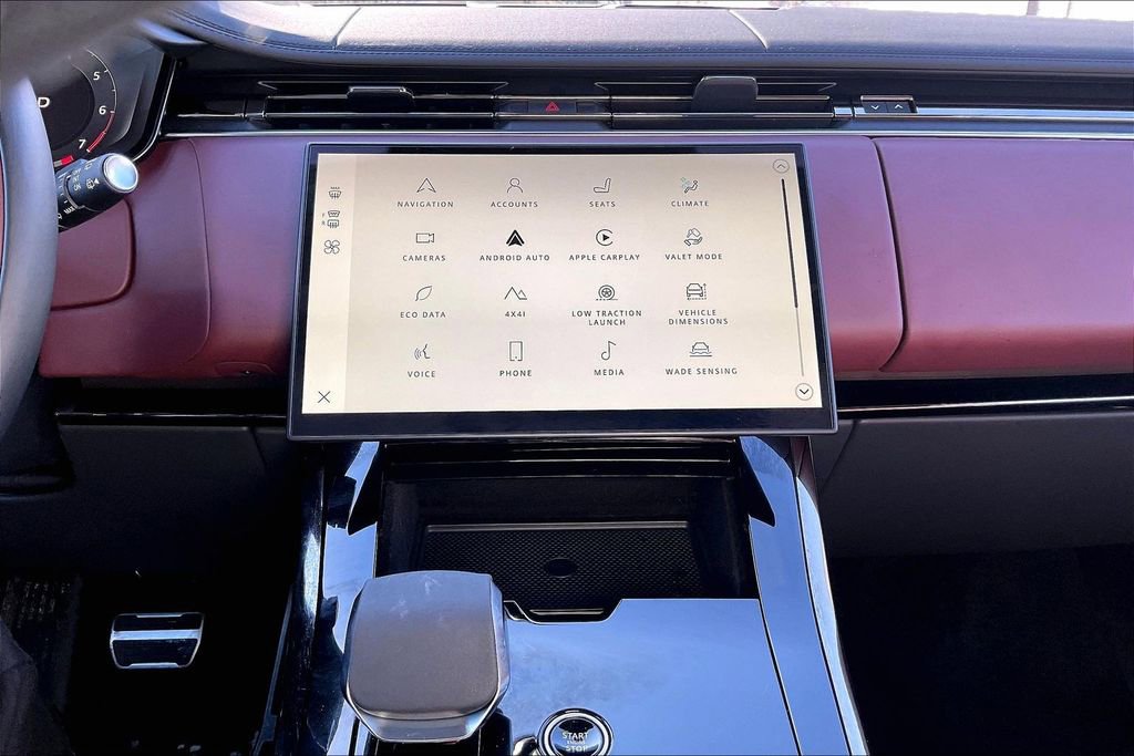 Used 2025 Land Rover Range Rover Sport Dynamic SE image 14