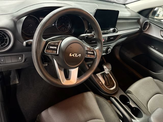 Used 2023 Kia Forte LXS FWD image 9