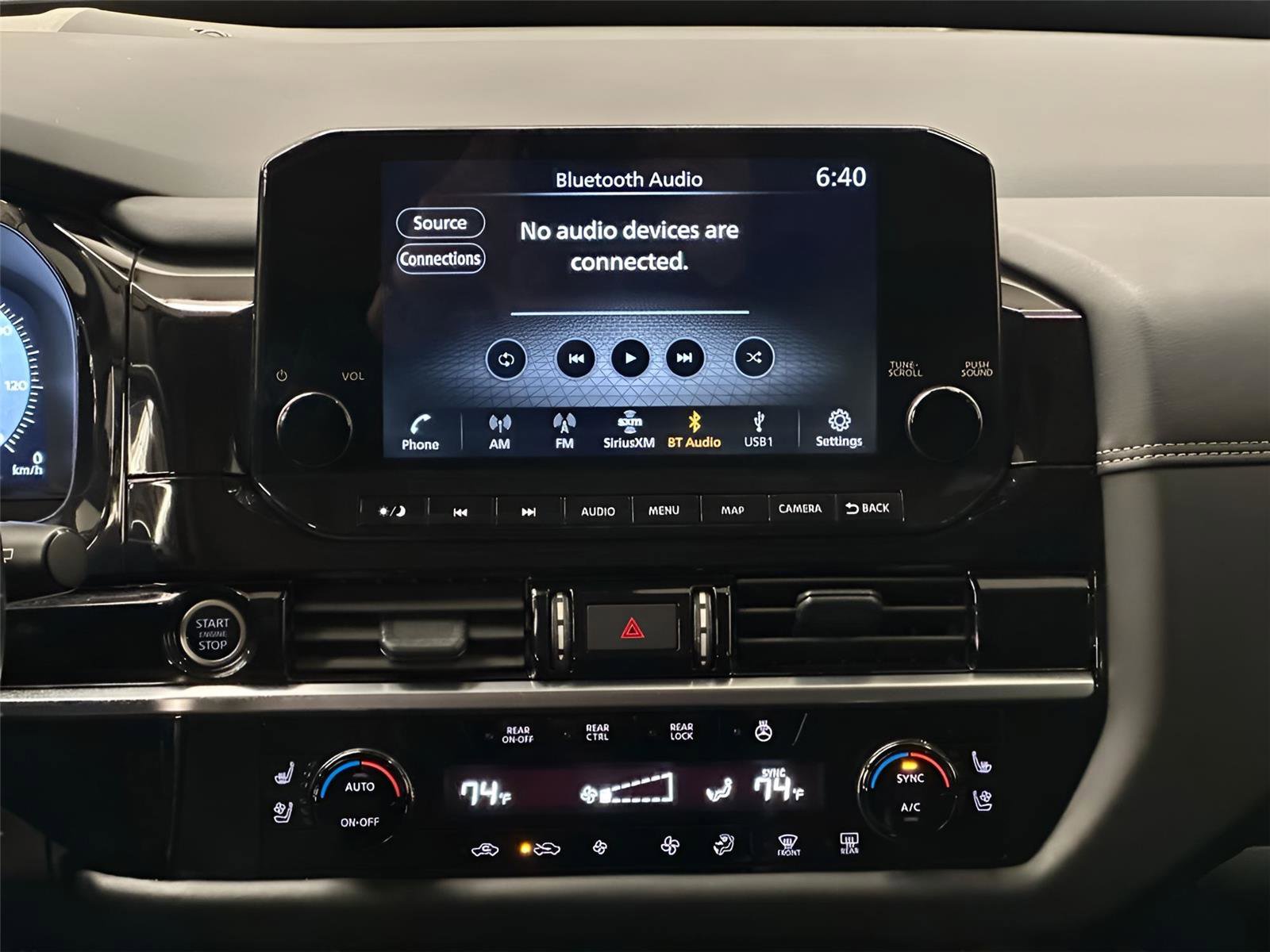 Used 2024 Nissan Pathfinder Platinum w/ Cargo Package image 36