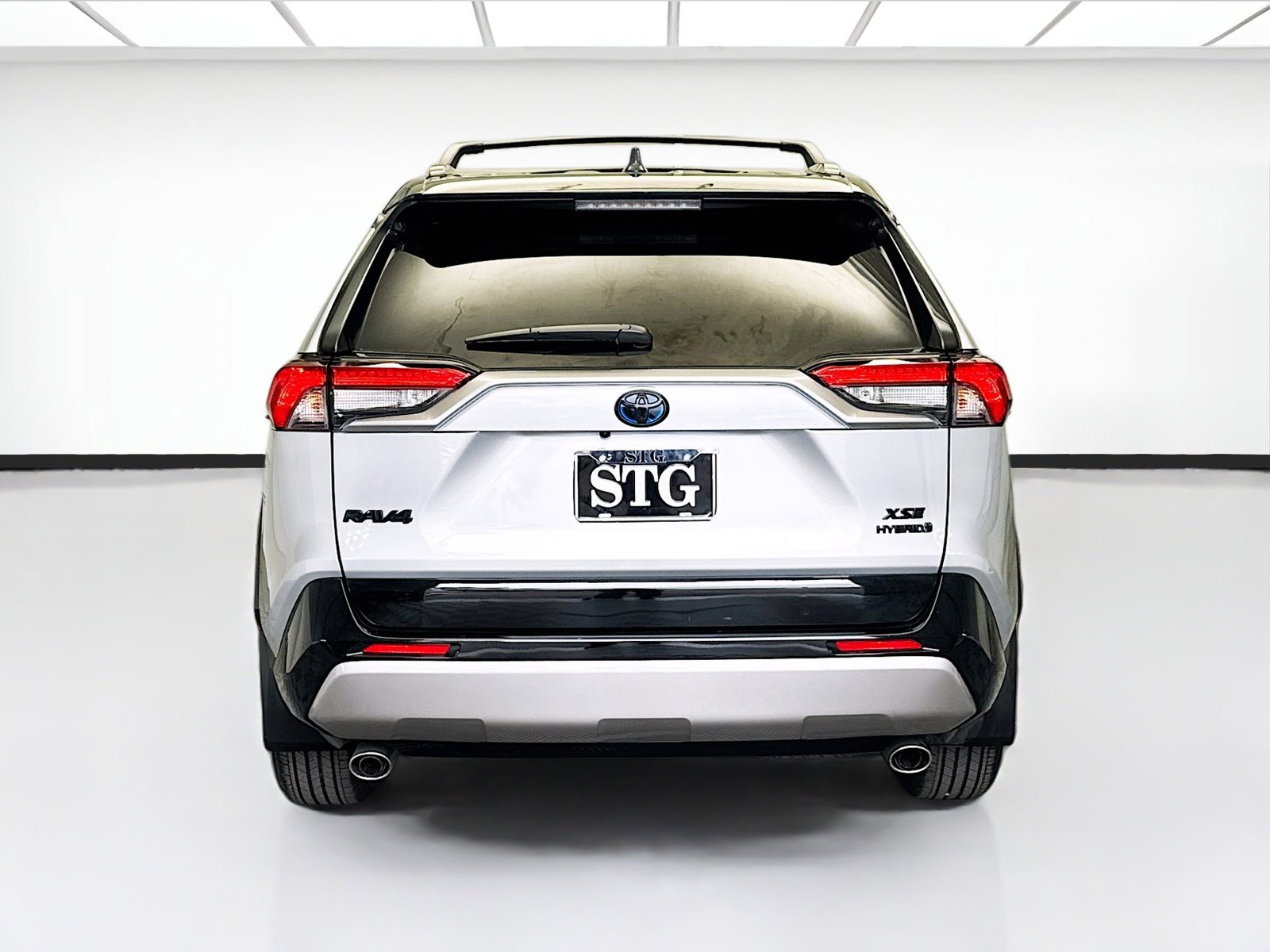 Used 2024 Toyota RAV4 XSE image 5