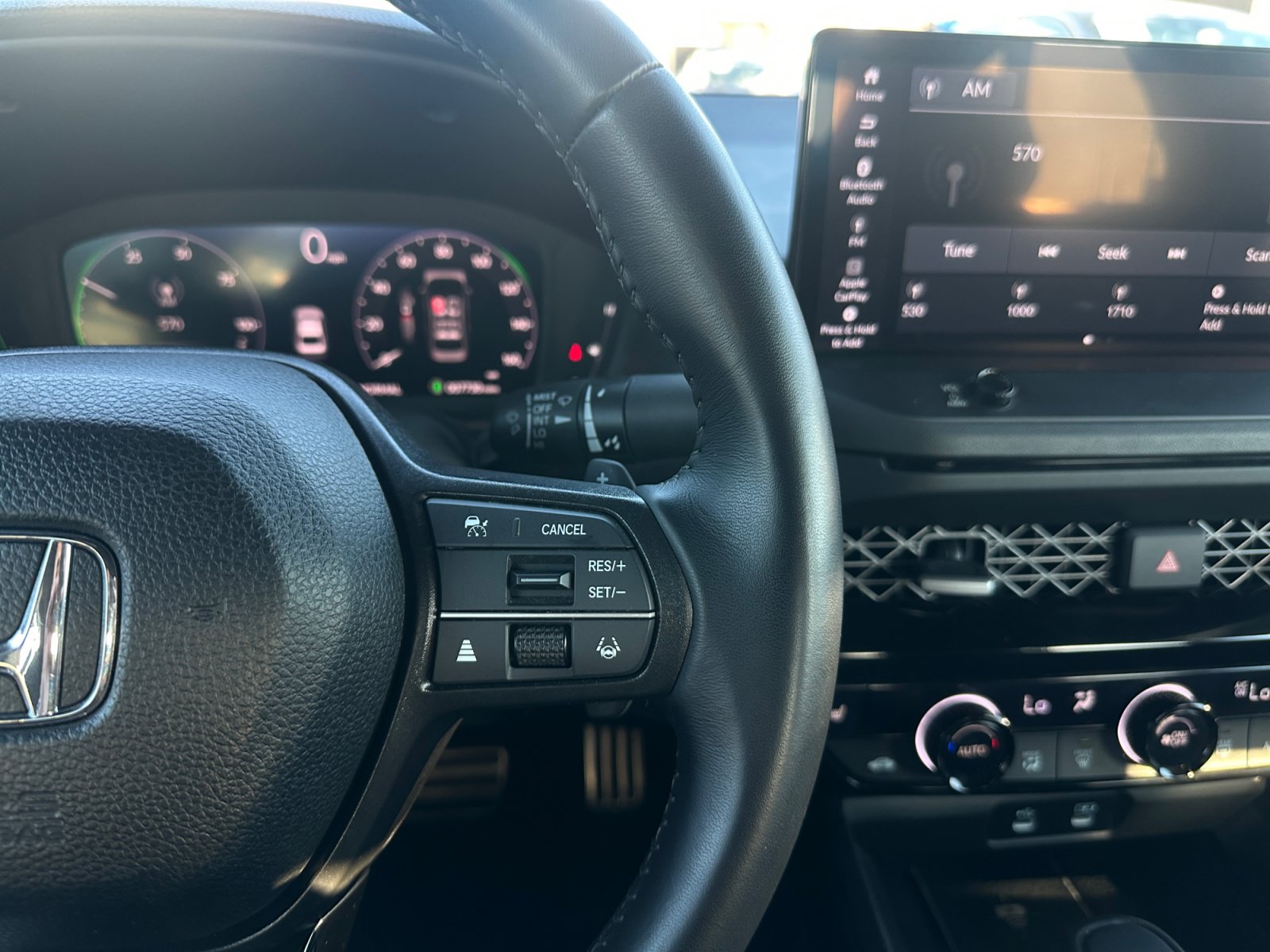 Used 2025 Honda Accord Sport image 18