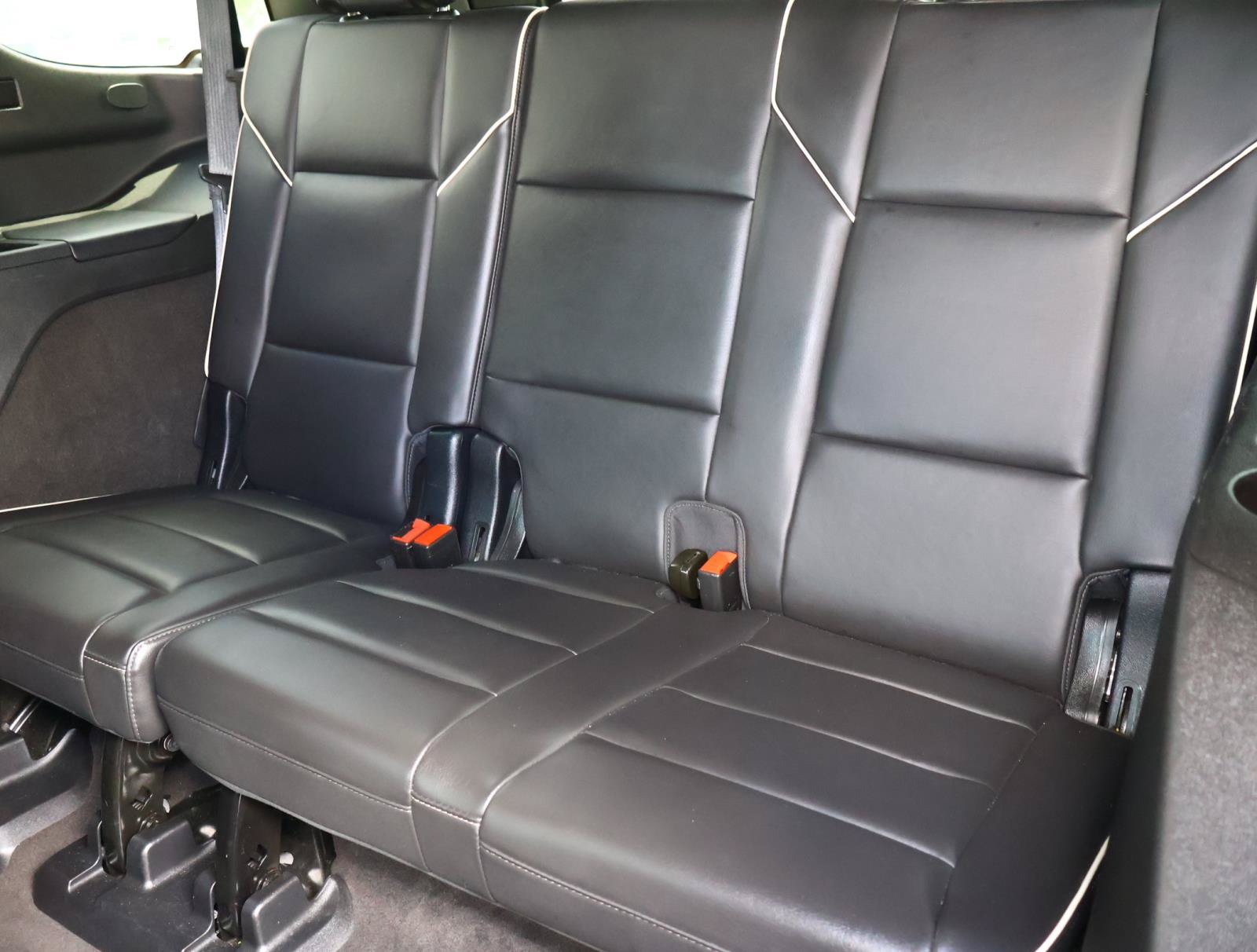 Used 2024 Cadillac Escalade Sport w/ LPO, ONYX Package AWD/4WD image 28