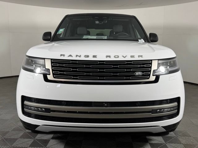 Used 2025 Land Rover Range Rover SE AWD/4WD image 11